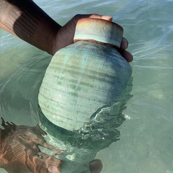 Mood - Picture 1 of 8